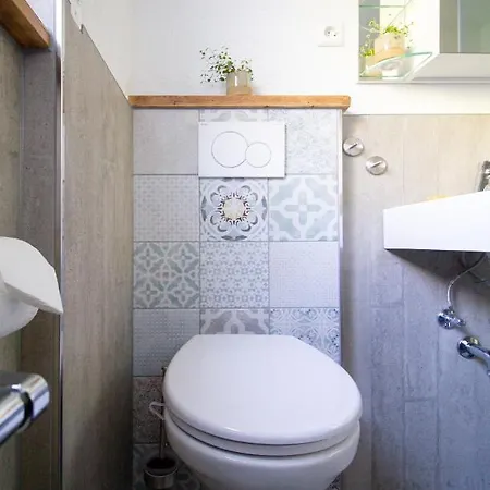 Schoene Und Helle In Pfaffenweiler * Villingen-Schwenningen