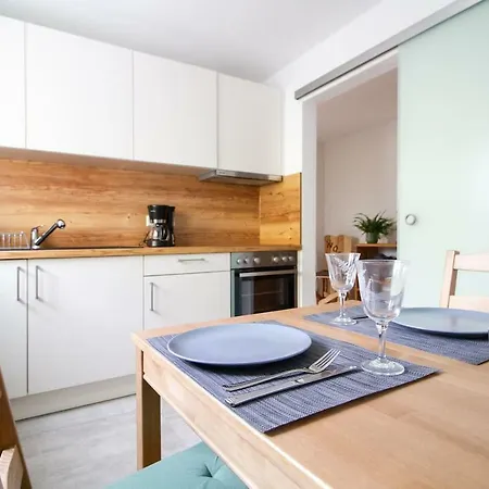Schoene Und Helle In Pfaffenweiler Apartamento